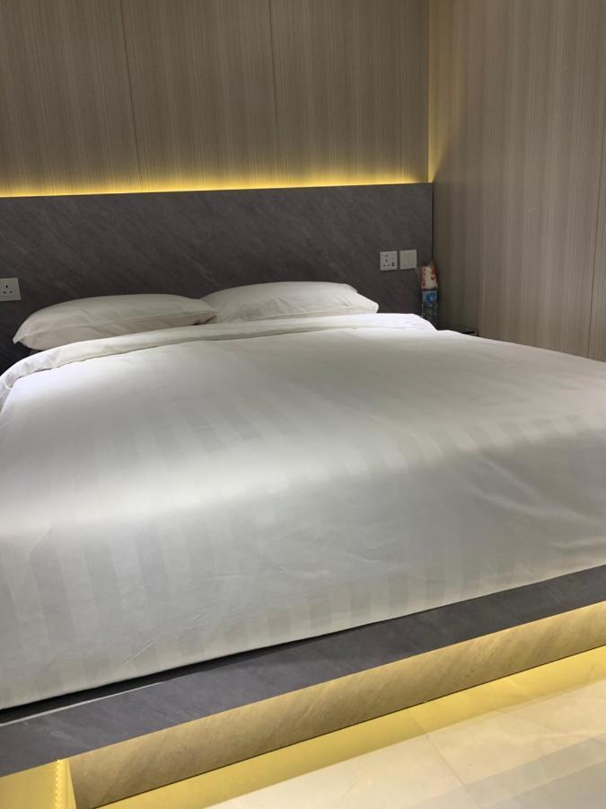 J Hotel Хонконг Екстериор снимка
