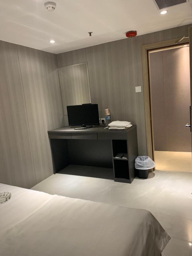 J Hotel Хонконг Екстериор снимка